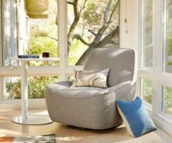 Amli Oval Lift Table 17 Amli Oval Lift Table -Quality Furniture Store V09 Rost Chair LTGY WEB db55d01e eff6 425a 823e d3eea88381f8